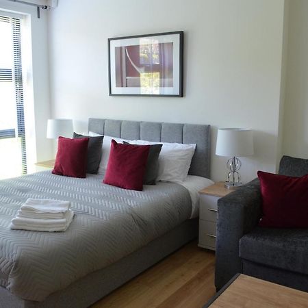 Executive Bright And Airy Studio Apartment In Sydenham Londres Exterior foto